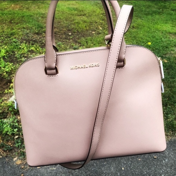 π Michael Kors Pink Cindy Dome Satchel Large NWT - Picture 2 of 8